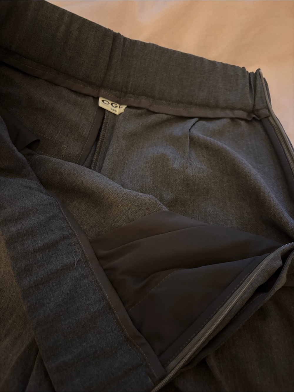 OGL Wide-Leg High-Rise Pants in Dark Gray - Picture 2 of 2